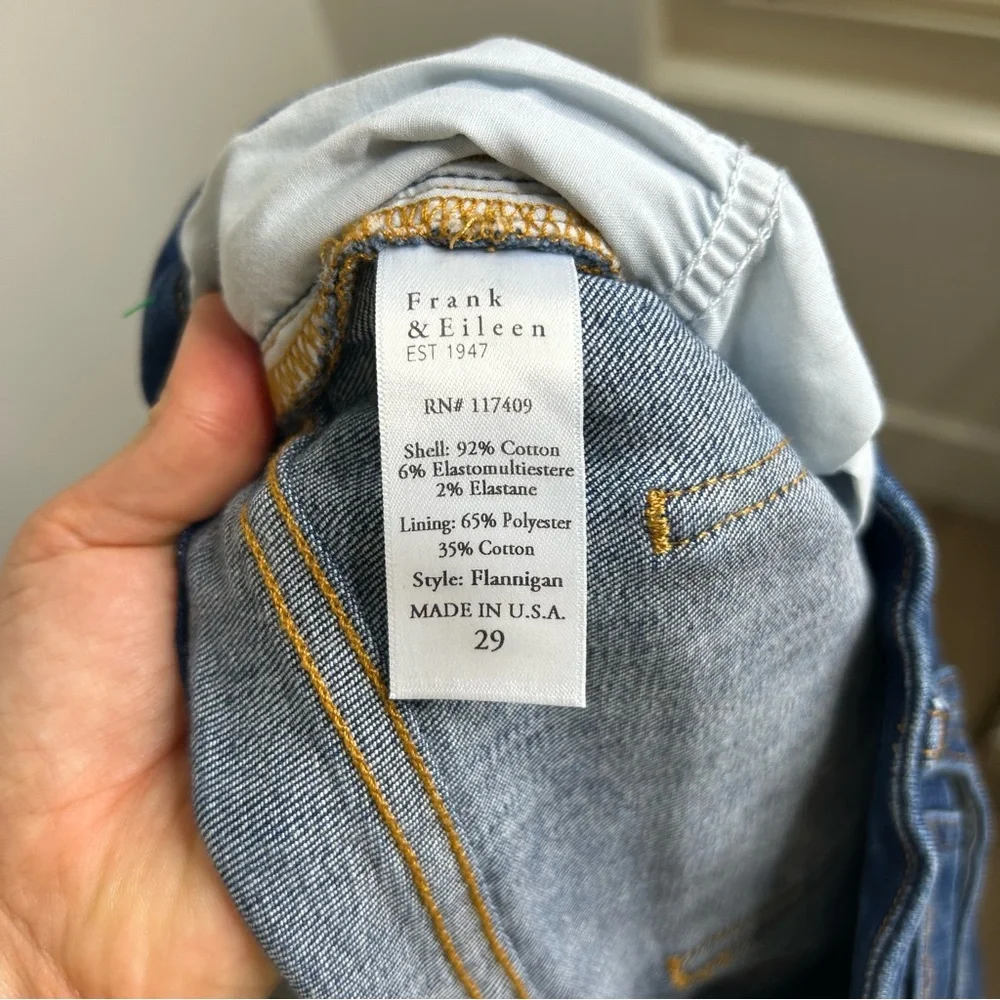 Frank & Eileen Flannigan Dark Wash Flare Jean Raw Hem Size 29